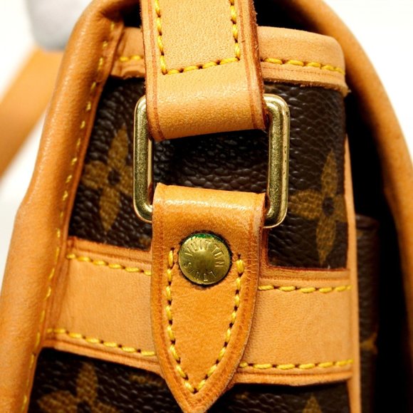 LOUIS VUITTON Authentic Brown Monogram Shoulder Bag - Picture 7 of 12